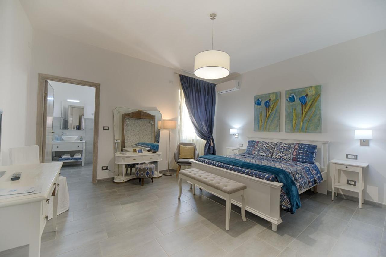 Cozy Guest House Downtown Olbia Exterior foto