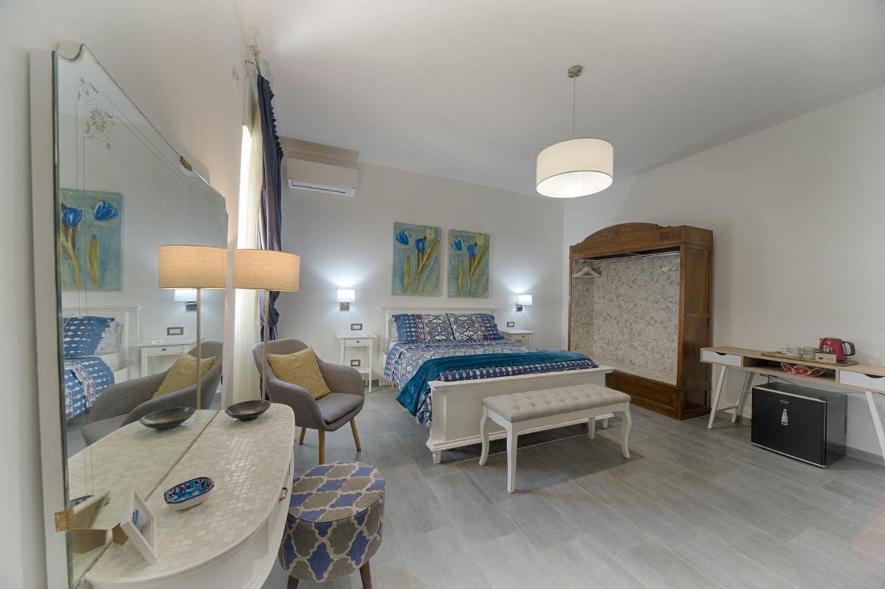 Cozy Guest House Downtown Olbia Exterior foto