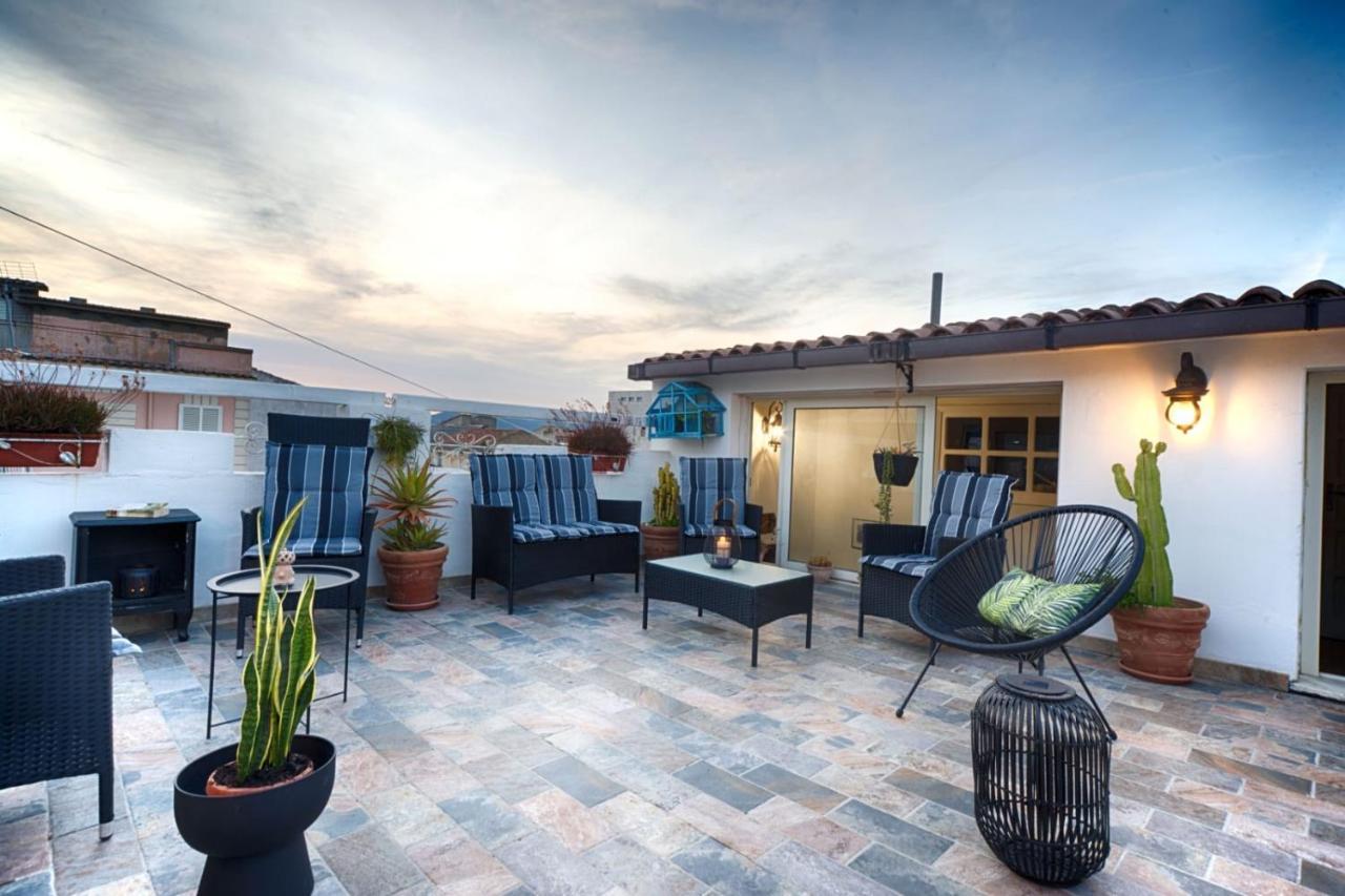Cozy Guest House Downtown Olbia Exterior foto