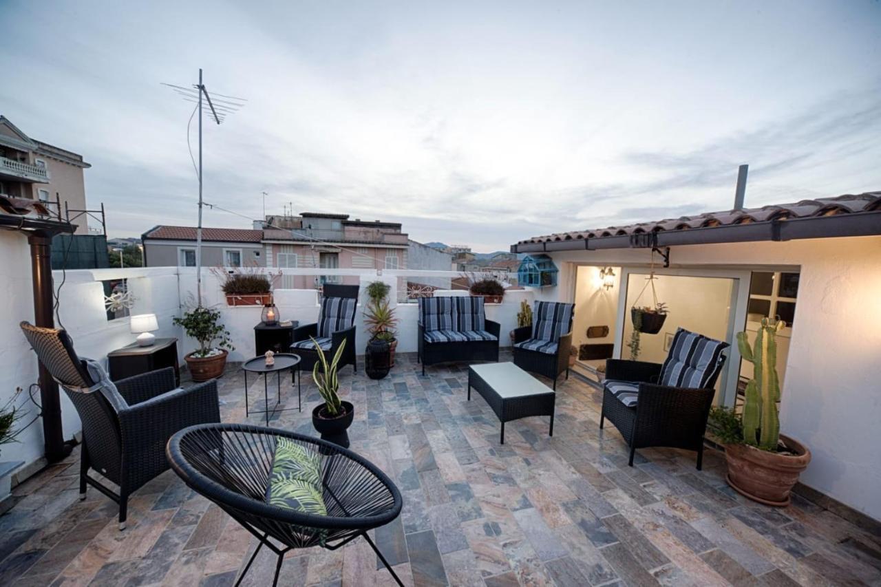 Cozy Guest House Downtown Olbia Exterior foto