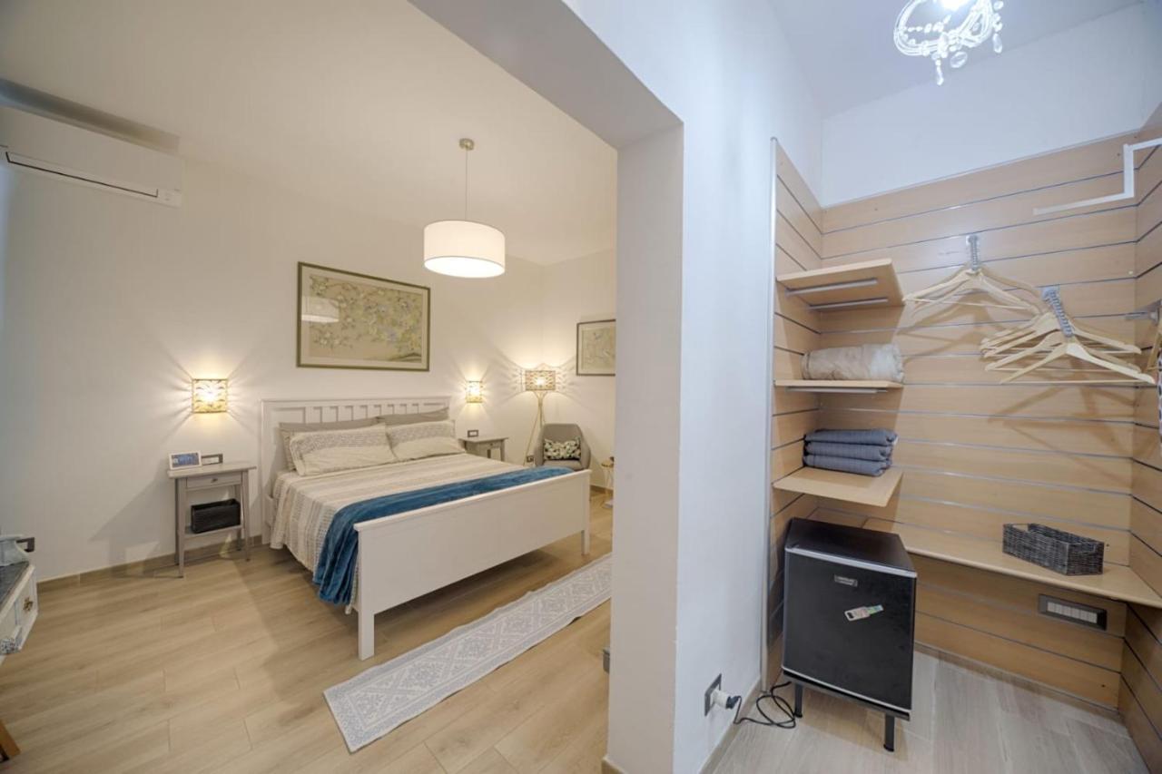 Cozy Guest House Downtown Olbia Exterior foto