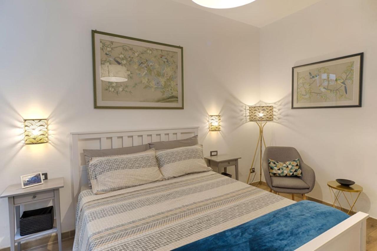 Cozy Guest House Downtown Olbia Exterior foto