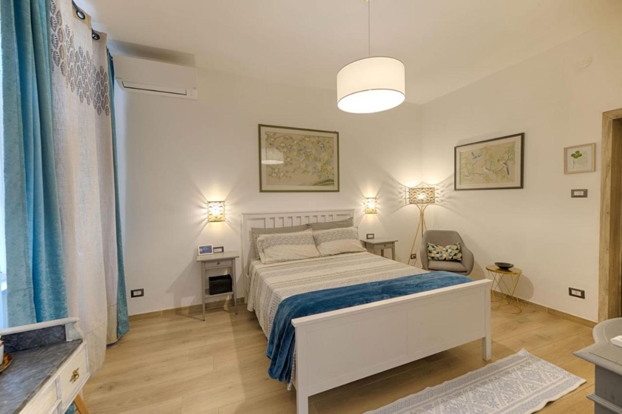 Cozy Guest House Downtown Olbia Exterior foto