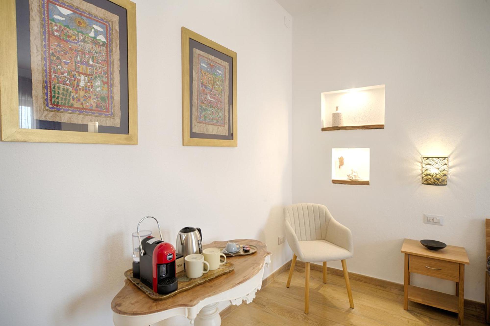 Cozy Guest House Downtown Olbia Exterior foto