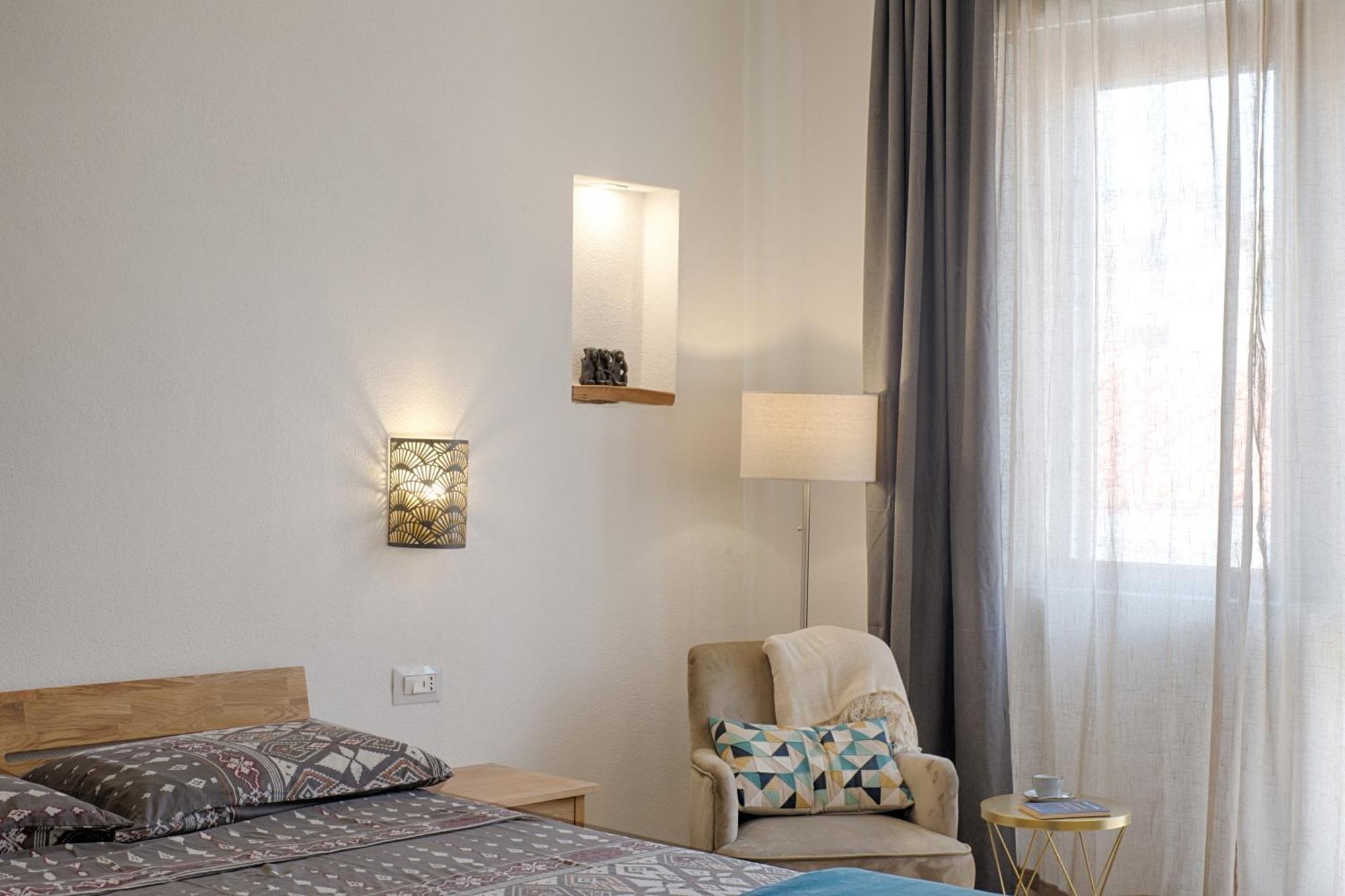 Cozy Guest House Downtown Olbia Exterior foto